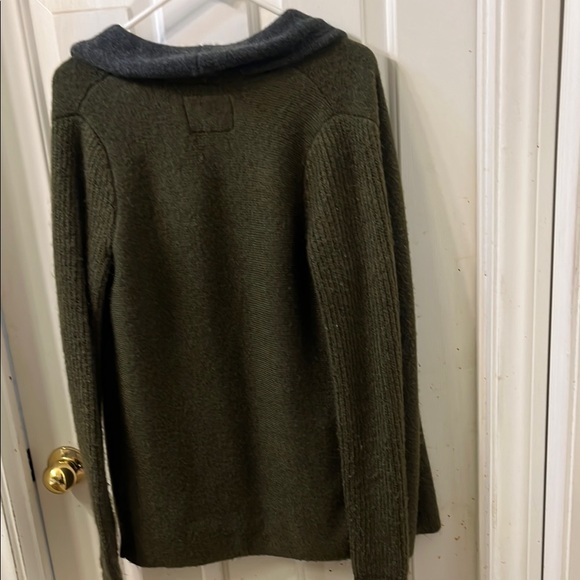 Abercrombie & Fitch Olive Green Cardigan - Picture 4 of 4